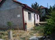 Se Prodava Kuka Vo Radovis