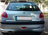Продавам Peugeot 206 од 2004 год. со 80.000км