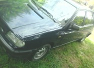 Продавам шкода фелициа 97 год.