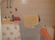 Izdavam Ednosoben Stan Kaj Zeleznicka
