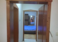 Se Izdava Sprat Od Kuka