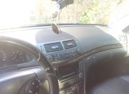 Mercedes E200