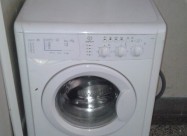 Prodavam Indesit Masina Za Perenje Alista