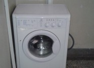 Prodavam Indesit Masina Za Perenje Alista