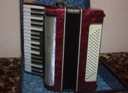 Prodavam Harmonika Odlicna.povolono!!!