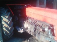 Se Prodava Traktor 551