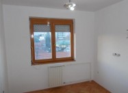 Se Izdava Prazen Stan Vo Hrom
