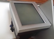 Prodavam Crt Monitor 19"
