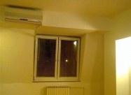 СЕ ИЗДАВА ПРАЗЕН СТАН ЗА КАНЦЕЛАРИИ ВО АЕРОДРОМ
