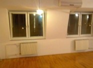 СЕ ИЗДАВА ПРАЗЕН СТАН ЗА КАНЦЕЛАРИИ ВО АЕРОДРОМ