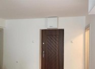 Се продава реновиран стан 46м2 во Карпош 2