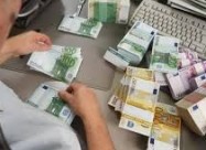 Kontaktirajte Me Danas I Javite Mi Iznos Koji želi