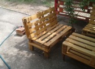 гарнитура од палети за двор