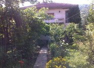 Kuka So Prekrasen Dvor Vo Centar Na Grad