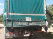 Kamion Mercedes 12.13