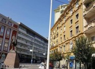 СЕ ИЗДАВА ЧЕТВОРОСОБЕН СТАН ВО ЦЕНТАР