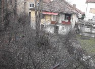 Kuka I Dvorno Mesto 272m2 Vo Kicevo