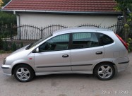 Nissan Almera Tino 