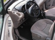 Nissan Almera Tino 