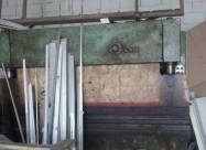 Машини за обработка на метал се продаваат