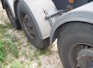Poluprikolka Fliegl