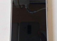 Prodavam Telefon Huawel J5 2017 God Nova Staklena 