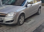 Prodavam Opel Astr H 1,9 Cdti 