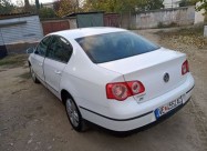 Prodavam Passat B6 1.9 Tdi 2006/07