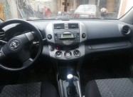 Se Prodava Toyota Rav 4