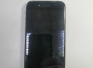 Prodavam Iphone 8