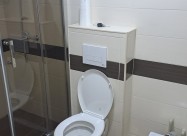 Se Izdava Cetvorosoben Stan Centar Pod Drzavna Bol