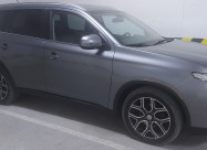 Premium Mitsubishi Outlander