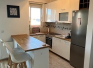 Modern Apartment – Central Location With Quiet Sur