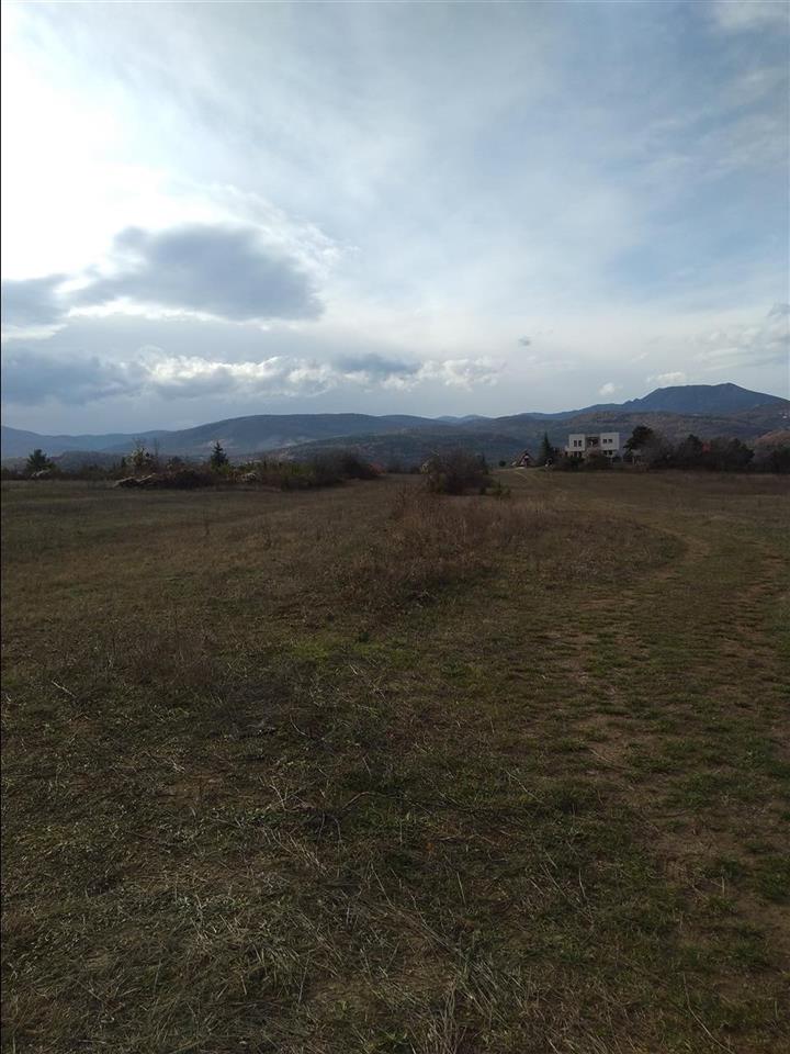 Plac Dolno Sonje