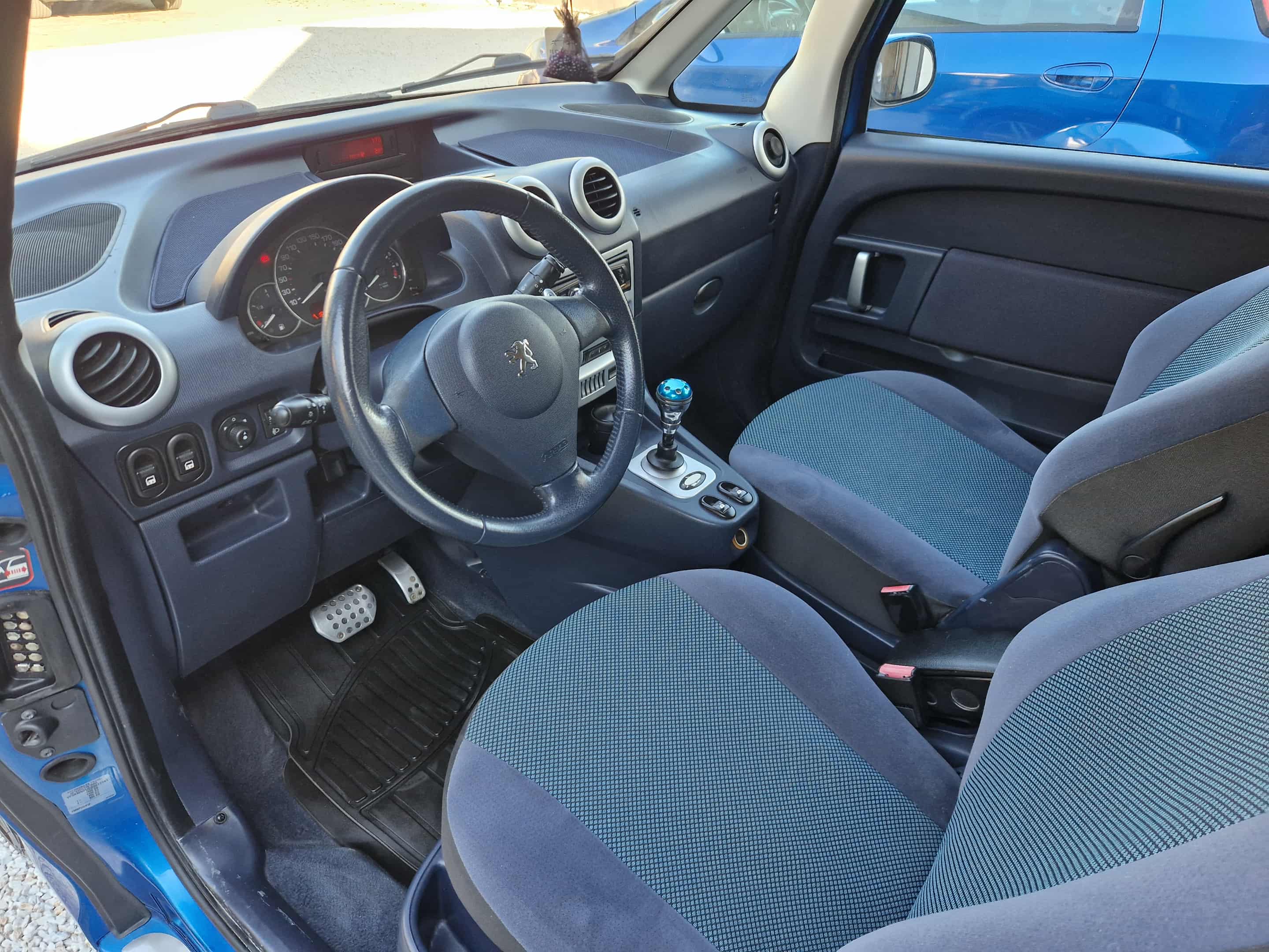 Peugeot 1007 1.6benz. Automatic F1 109ks 12/2005 